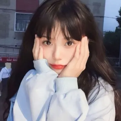 《军舰上的女兵》-资源截图