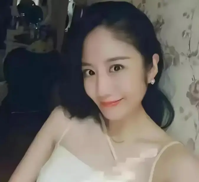 玉田花店老板娘8分25秒不雅视频_《玉田花店老板娘》1080P高清完整版百度云_唐山花店女老板事件原视频_两人毁三观行为全记录