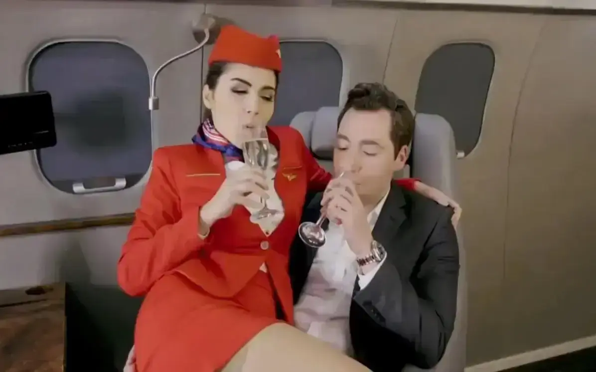 《法国航空/法国空姐》全片无删减资源-职场暗流高清中字版-《法国空姐/法国航空》1080P完整观看-制服伦理剧免费下载